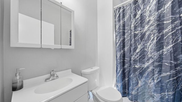 7213 S Green Street, Chicago, IL 60621