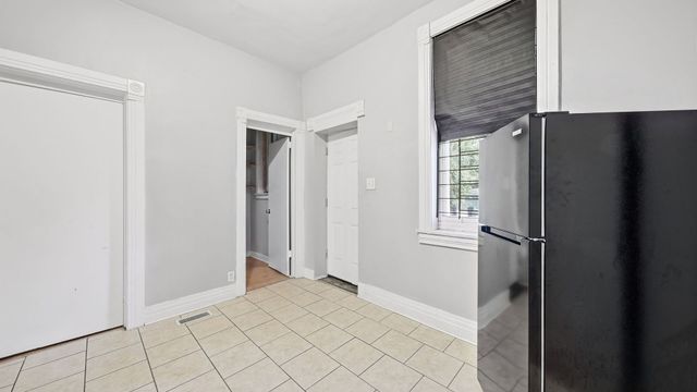 7213 S Green Street, Chicago, IL 60621