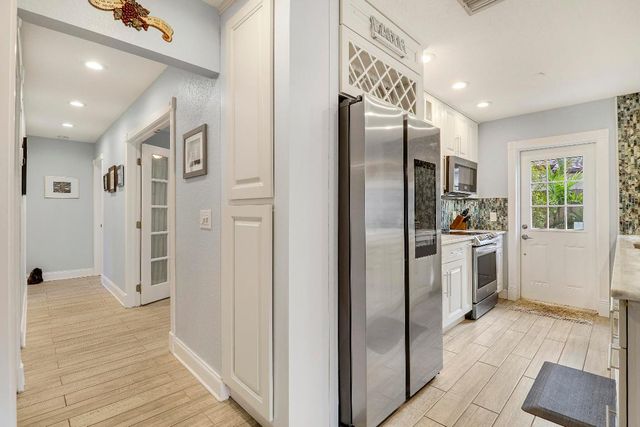 503 N Perry Avenue, Jupiter, FL 33458