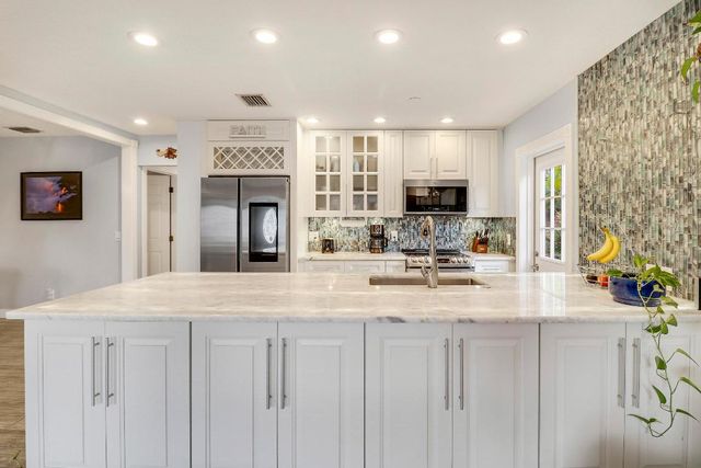 503 N Perry Avenue, Jupiter, FL 33458