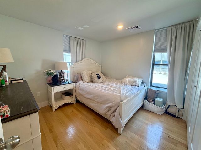 1674 Beacon Street 2, Brookline, MA 02445