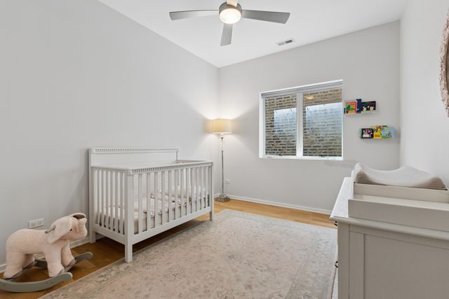 456 N Carpenter Street 2, Chicago, IL 60642