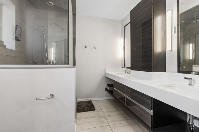 456 N Carpenter Street 2, Chicago, IL 60642