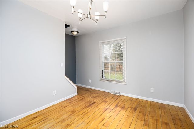 918 Raymond Avenue, Barberton, OH 44203