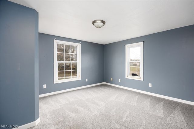 918 Raymond Avenue, Barberton, OH 44203