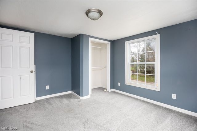 918 Raymond Avenue, Barberton, OH 44203