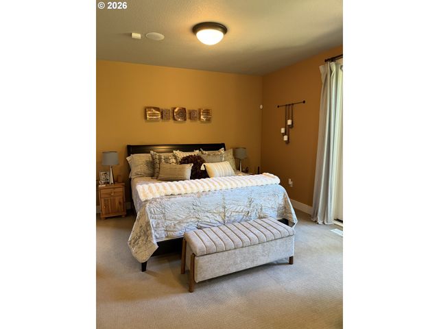 1393 BUCK St, West Linn, OR 97068