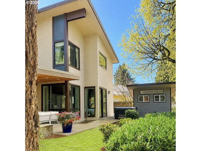 1393 BUCK St, West Linn, OR 97068