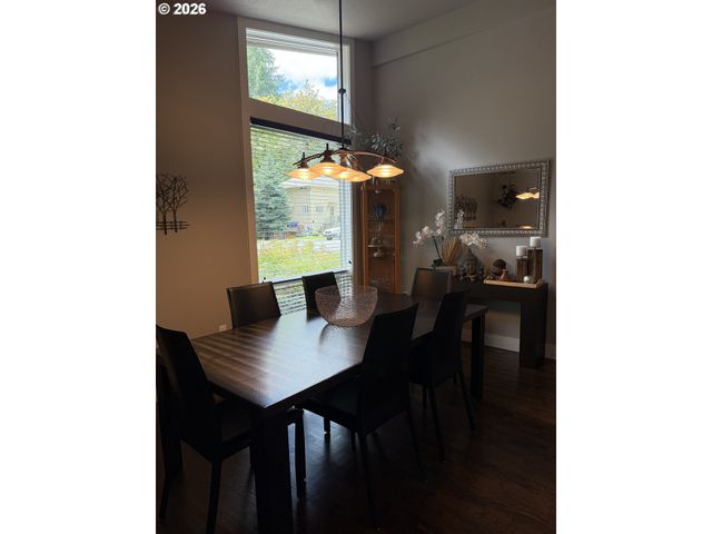 1393 BUCK St, West Linn, OR 97068