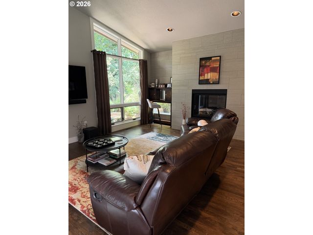 1393 BUCK St, West Linn, OR 97068