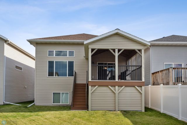 4722 35th Avenue S, Fargo, ND 58104
