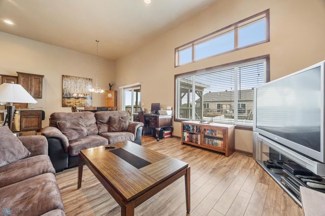 4722 35th Avenue S, Fargo, ND 58104