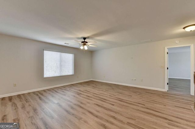 5525 Summer Creek Court, Sugar Hill, GA 30518