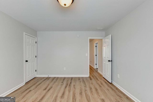 5525 Summer Creek Court, Sugar Hill, GA 30518