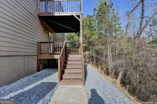 5525 Summer Creek Court, Sugar Hill, GA 30518