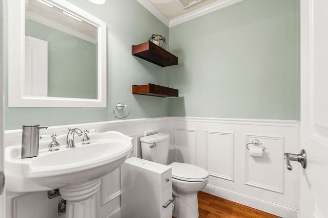14 Greenlawn Ave, Salem, MA 01970