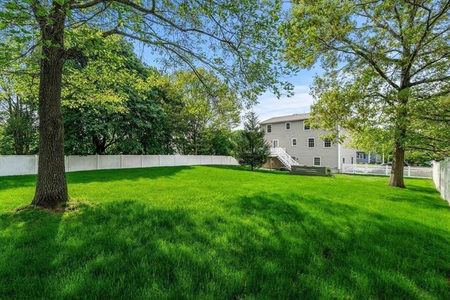 14 Greenlawn Ave, Salem, MA 01970