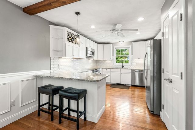 14 Greenlawn Ave, Salem, MA 01970