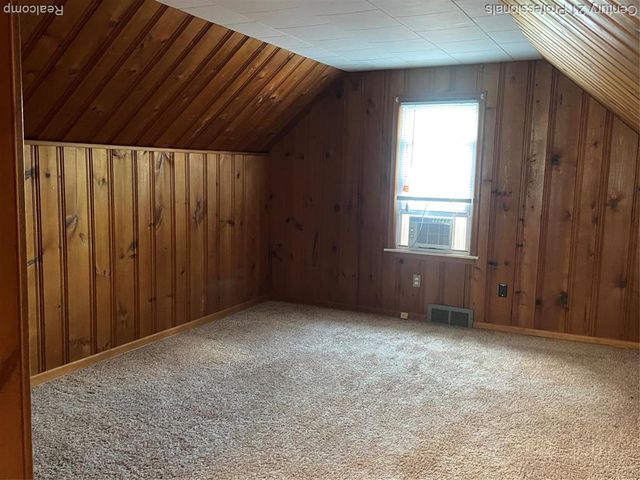 9555 Arcola Street, Livonia, MI 48150