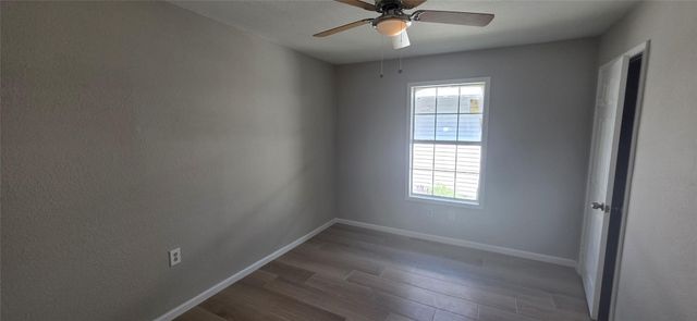 7117 Poplar Drive, Galveston, TX 77551
