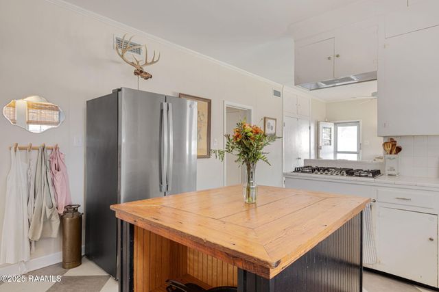 218 W Northern Avenue, Crowley, LA 70526