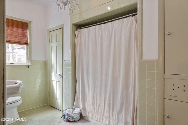 218 W Northern Avenue, Crowley, LA 70526