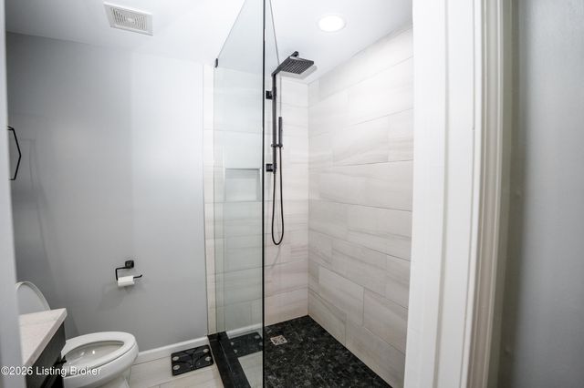 410 Mockingbird Valley Rd APT 11, Louisville, KY 40207