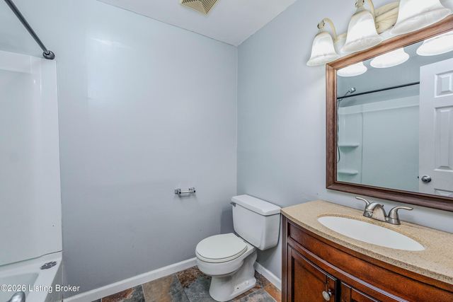 410 Mockingbird Valley Rd APT 11, Louisville, KY 40207