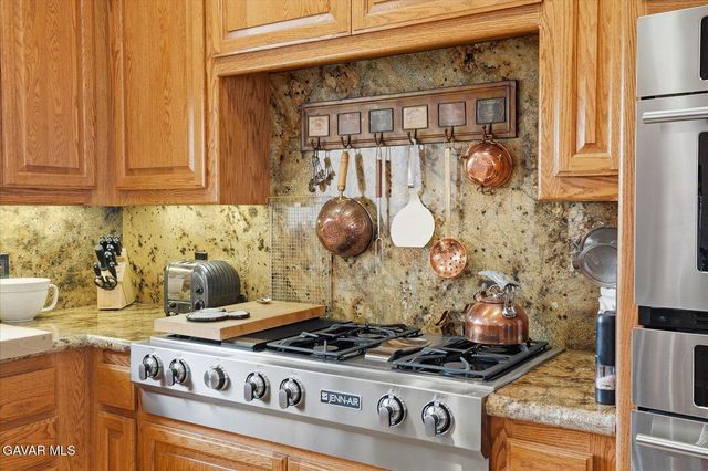 9115 Elizabeth Lake Road, Leona Valley, CA 93551