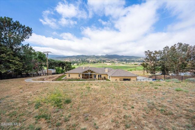 9115 Elizabeth Lake Road, Leona Valley, CA 93551
