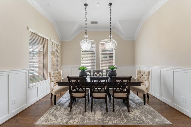 34 Danby Place, The Woodlands, TX 77375