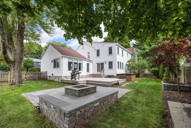 57 Douglas Rd, Needham, MA 02492