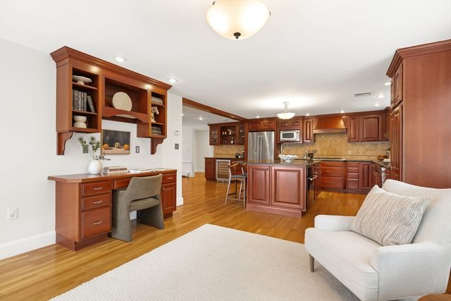 57 Douglas Rd, Needham, MA 02492