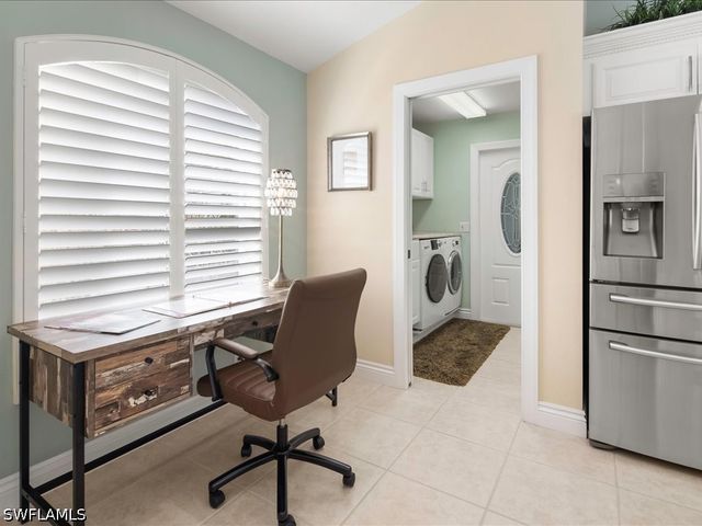 2026 Terrazzo LN, Naples, FL 34104