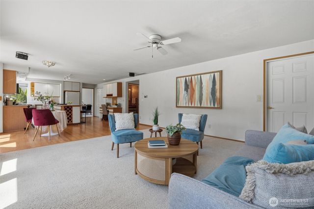 2426 SE Celebrity Court, Port Orchard, WA 98367
