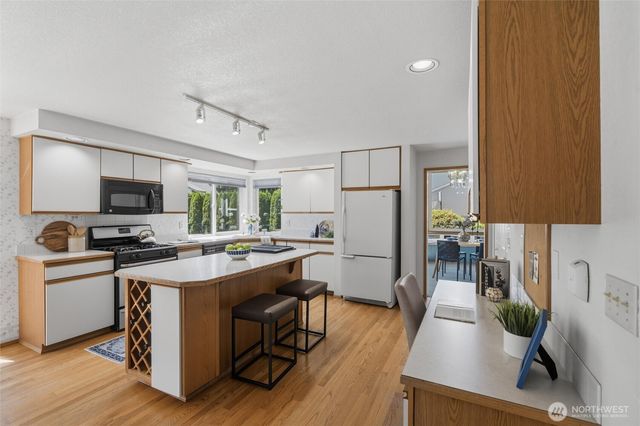 2426 SE Celebrity Court, Port Orchard, WA 98367