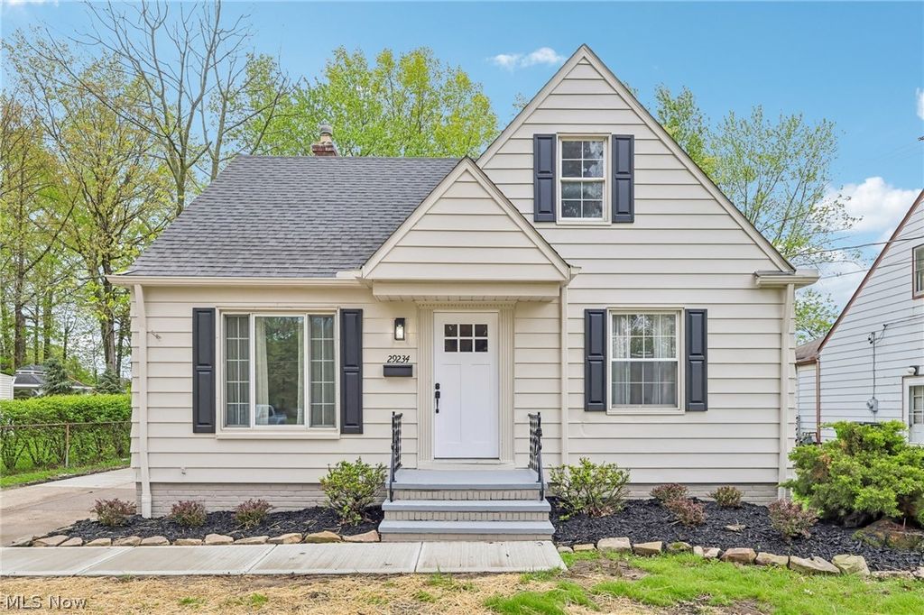 29234 Grand Boulevard, Wickliffe, OH 44092