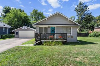 8431 Roseland Court, Oak Park, MI 48237