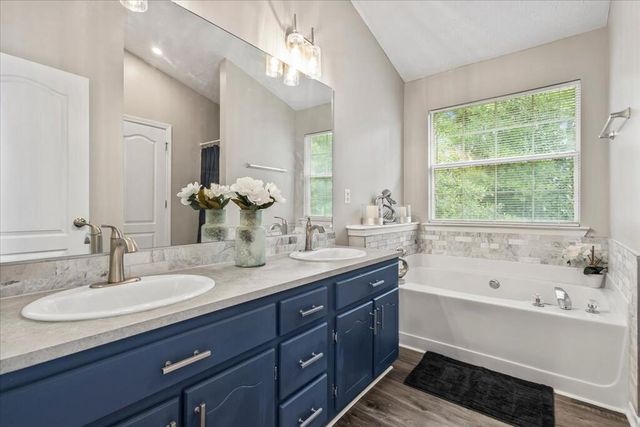 5604 Rockingwood Lane, Atlanta, GA 30349
