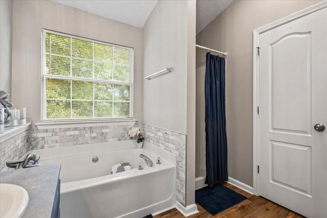 5604 Rockingwood Lane, Atlanta, GA 30349