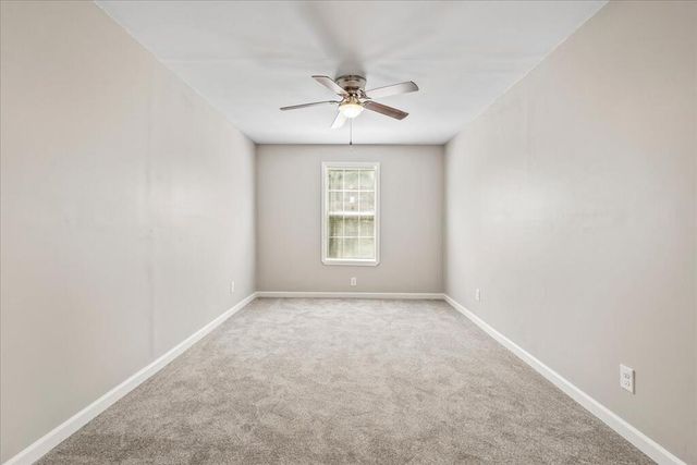 5604 Rockingwood Lane, Atlanta, GA 30349