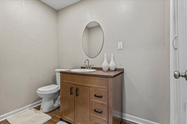 5604 Rockingwood Lane, Atlanta, GA 30349