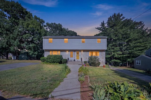 75 Mark Ter 75, Randolph, MA 02368
