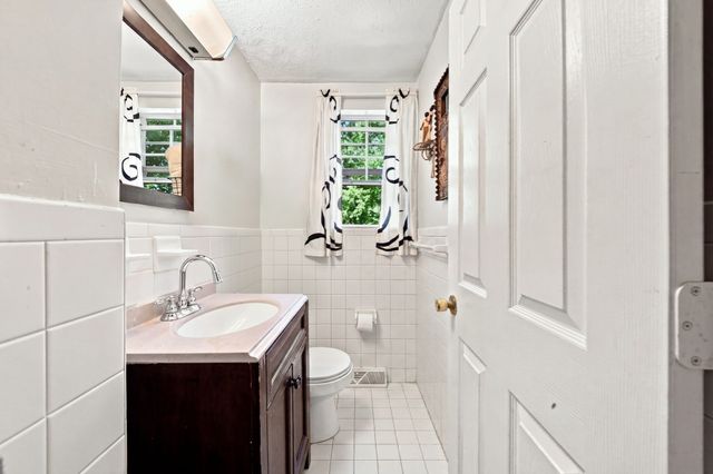 75 Mark Ter 75, Randolph, MA 02368