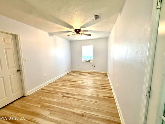 2006 Eden Street, Pascagoula, MS 39581