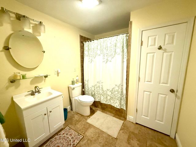 2006 Eden Street, Pascagoula, MS 39581