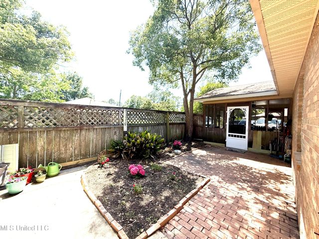 2006 Eden Street, Pascagoula, MS 39581