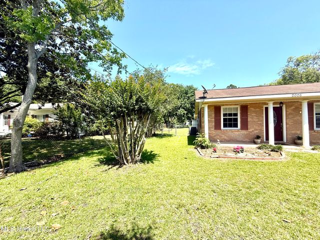 2006 Eden Street, Pascagoula, MS 39581