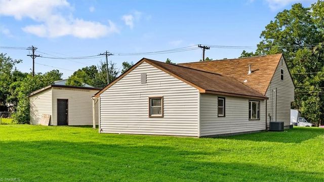 1404 Denim Road, Greensboro, NC 27405
