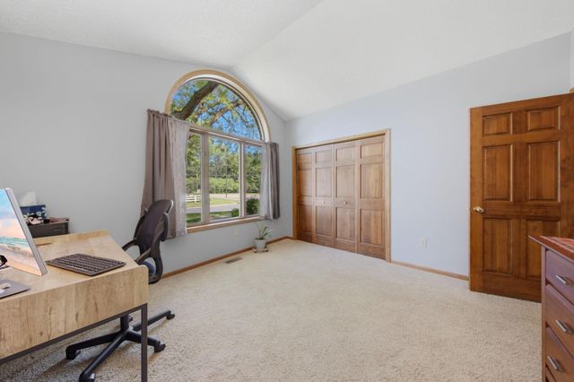 650 Bridle Ridge Road, Eagan, MN 55123